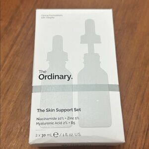 The Ordinary Skin Support Set with White Packaging